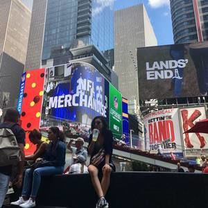 Meet your Posher, Daniela